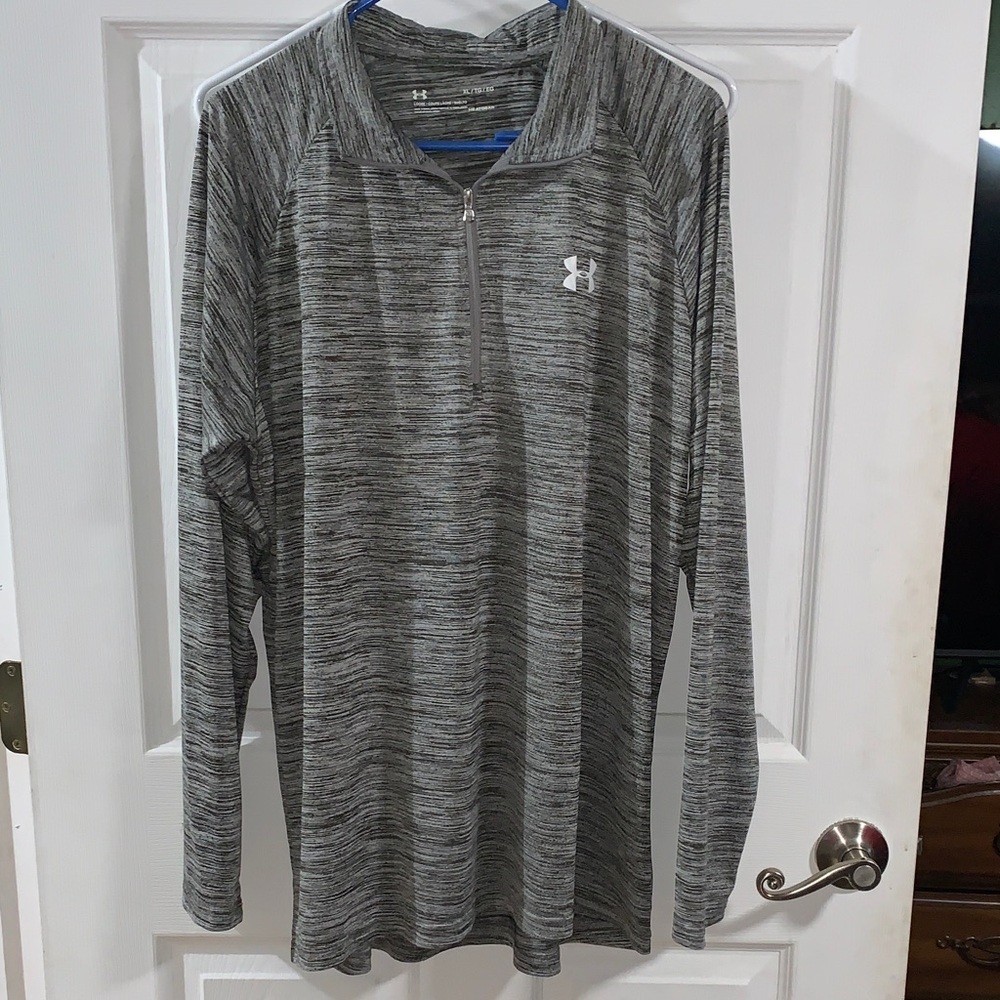Under Armour Men's Long Sleeve Gray Zip Tee